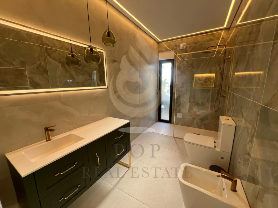 Moradia T4 para Venda em São Brás de Alportel Foto 10