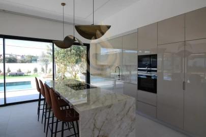 Moradia T4 para Venda em São Brás de Alportel