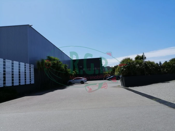 Armazém para Arrendamento em Fânzeres e São Pedro da Cova Foto 7