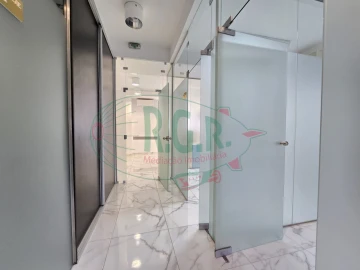 Negócio para Arrendamento em Gondomar (São Cosme), Valbom e Jovim