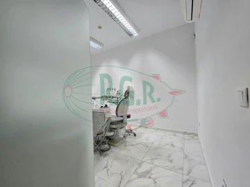 Negócio para Arrendamento em Gondomar (São Cosme), Valbom e Jovim