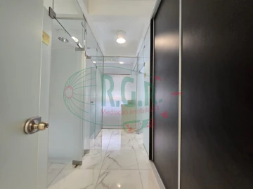 Negócio para Arrendamento em Gondomar (São Cosme), Valbom e Jovim