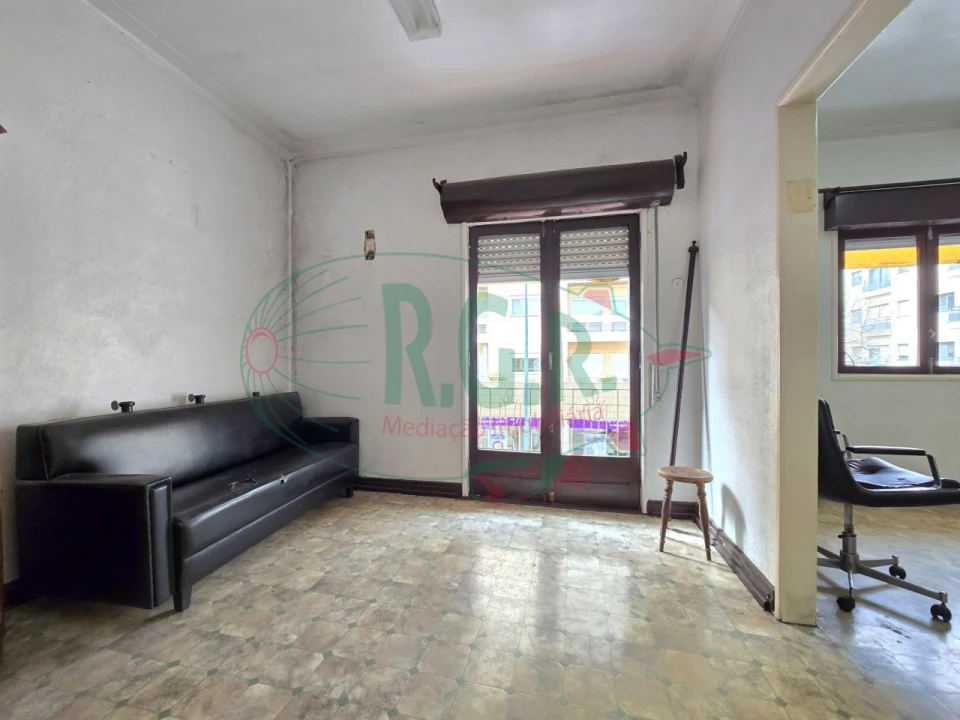 Moradia T5 para Venda em Gondomar (São Cosme), Valbom e Jovim Foto 5