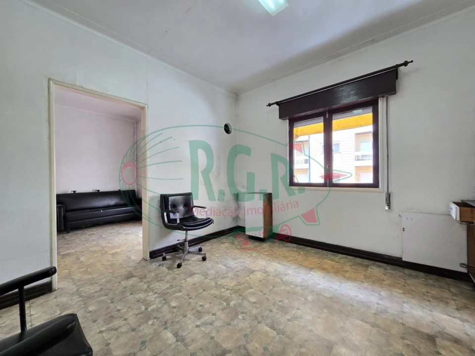 Moradia T5 para Venda em Gondomar (São Cosme), Valbom e Jovim Foto 6