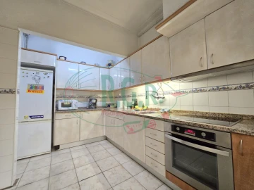 Moradia T5 para Venda em Gondomar (São Cosme), Valbom e Jovim