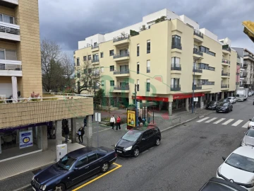 Moradia T5 para Venda em Gondomar (São Cosme), Valbom e Jovim