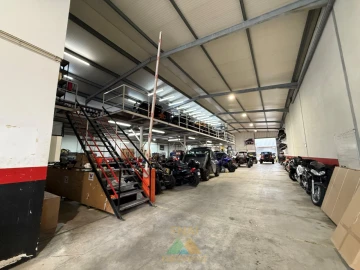 Armazém para Venda em Ponte da Barca, V.N. Muía, Paço Vedro Magalhães