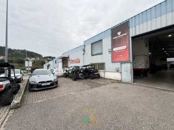 Armazém para Venda em Ponte da Barca, V.N. Muía, Paço Vedro Magalhães