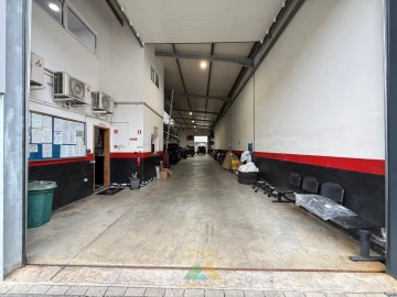 Armazém para Venda em Ponte da Barca, V.N. Muía, Paço Vedro Magalhães