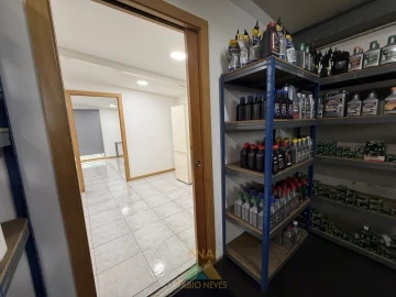 Armazém para Venda em Ponte da Barca, V.N. Muía, Paço Vedro Magalhães