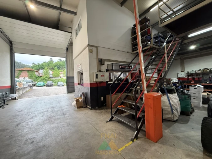 Armazém para Venda em Ponte da Barca, V.N. Muía, Paço Vedro Magalhães Foto 9