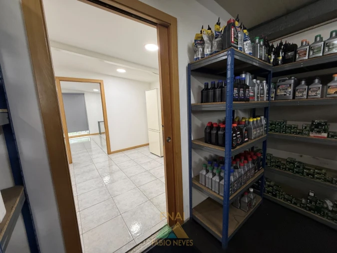 Armazém para Venda em Ponte da Barca, V.N. Muía, Paço Vedro Magalhães Foto 14