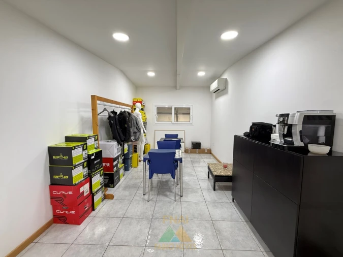 Armazém para Venda em Ponte da Barca, V.N. Muía, Paço Vedro Magalhães Foto 18