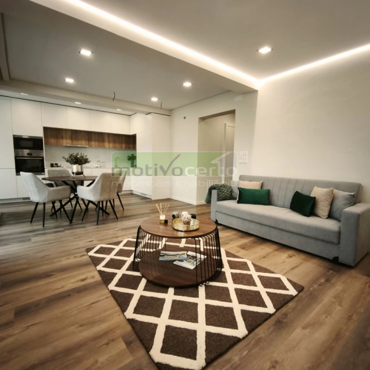 Apartamento T3 para Venda em Benfica Foto 9