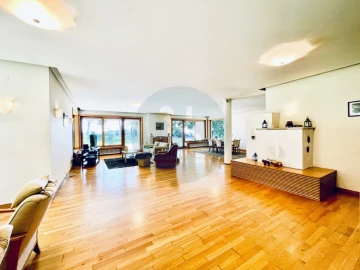 Moradia T5 para Venda em Bagunte, Ferreiró, Outeiro Maior e Parada