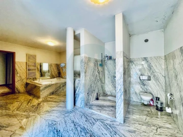 Moradia T5 para Venda em Bagunte, Ferreiró, Outeiro Maior e Parada