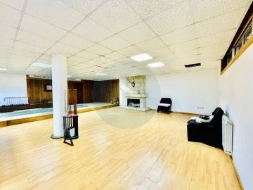 Moradia T5 para Venda em Bagunte, Ferreiró, Outeiro Maior e Parada