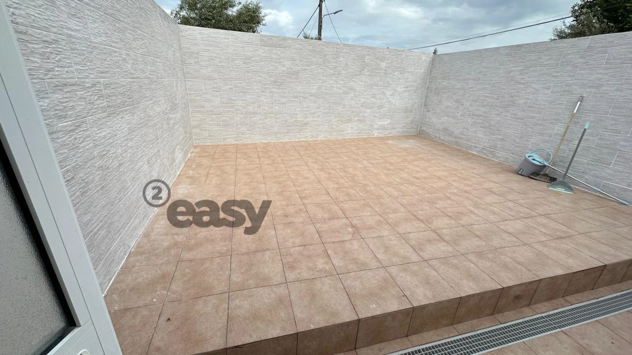 Moradia T2 para Venda em Selmes Foto 14