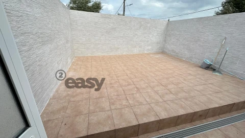 Moradia T2 para Venda em Selmes