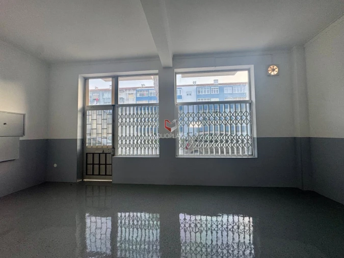 Loja para Arrendamento em Montijo e Afonsoeiro Foto 6