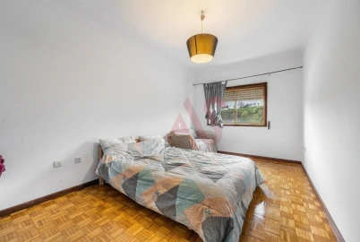 Apartamento T2 para Arrendamento em Azurem