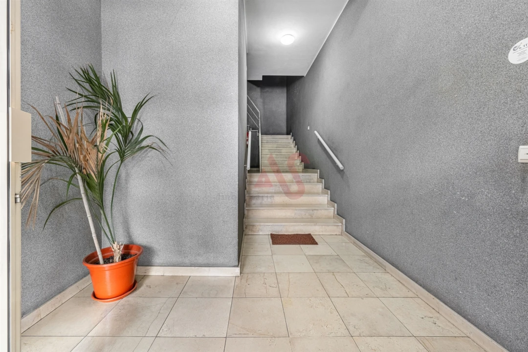 Apartamento T2 para Arrendamento em Azurem Foto 2