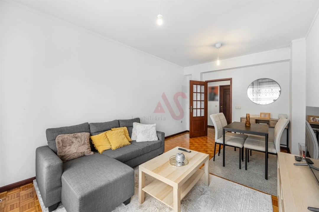 Apartamento T2 para Arrendamento em Azurem Foto 5