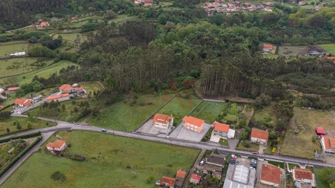 Terreno para Venda em Monte Córdova