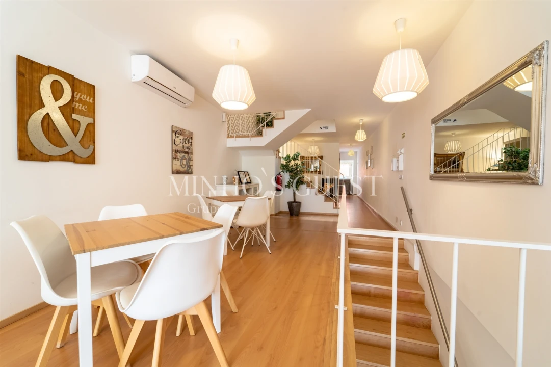 Prédio para Trespasse em Braga (Maximinos, Sé e Cividade) Foto 22