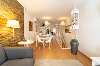 Prédio para Trespasse em Braga (Maximinos, Sé e Cividade)