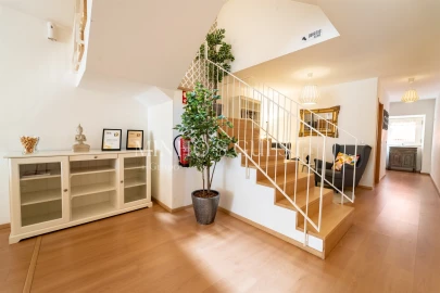 Prédio para Trespasse em Braga (Maximinos, Sé e Cividade)