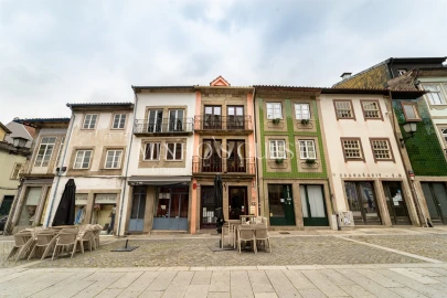 Prédio para Trespasse em Braga (Maximinos, Sé e Cividade)