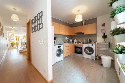 Prédio para Trespasse em Braga (Maximinos, Sé e Cividade)