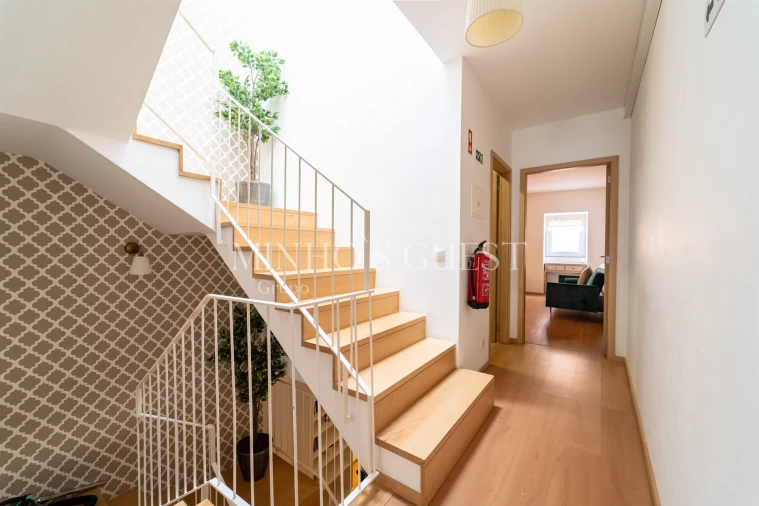 Prédio para Trespasse em Braga (Maximinos, Sé e Cividade) Foto 32