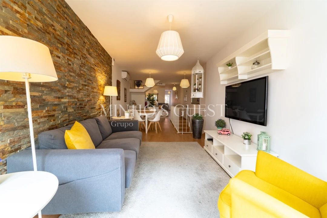 Prédio para Trespasse em Braga (Maximinos, Sé e Cividade) Foto 19