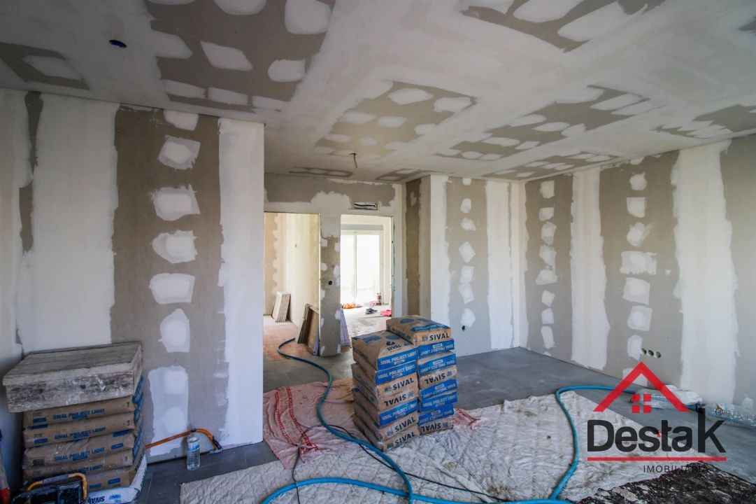 Apartamento T4 para Venda em Viseu Foto 13