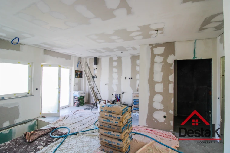 Apartamento T4 para Venda em Viseu Foto 14