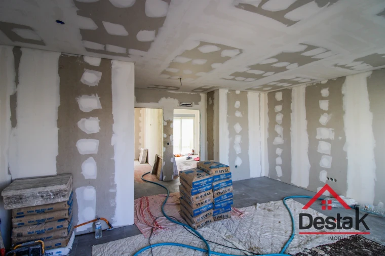 Apartamento T4 para Venda em Viseu Foto 13
