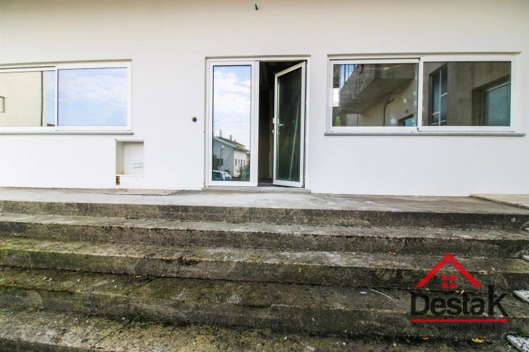 Apartamento T4 para Venda em Viseu Foto 19