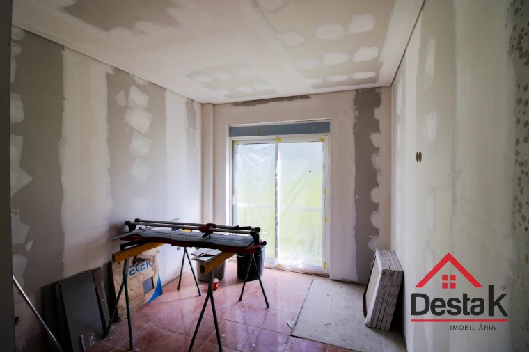 Apartamento T4 para Venda em Viseu Foto 18