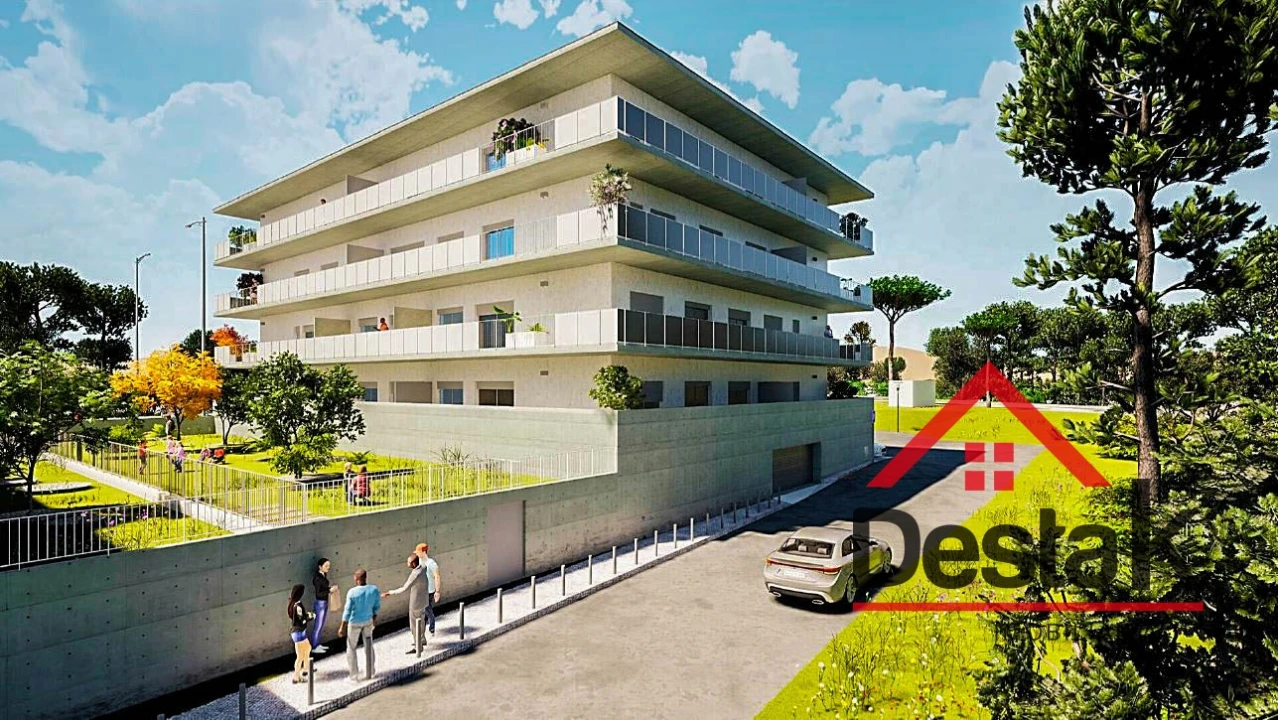 Apartamento T4 para Venda em Repeses e São Salvador Foto 1
