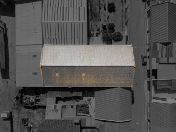 Armazém para Venda em São Manços e São Vicente do Pigeiro