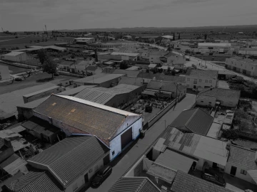 Armazém para Venda em São Manços e São Vicente do Pigeiro