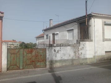 Moradia T6 para Venda em Custóias, Leça do Balio e Guifões