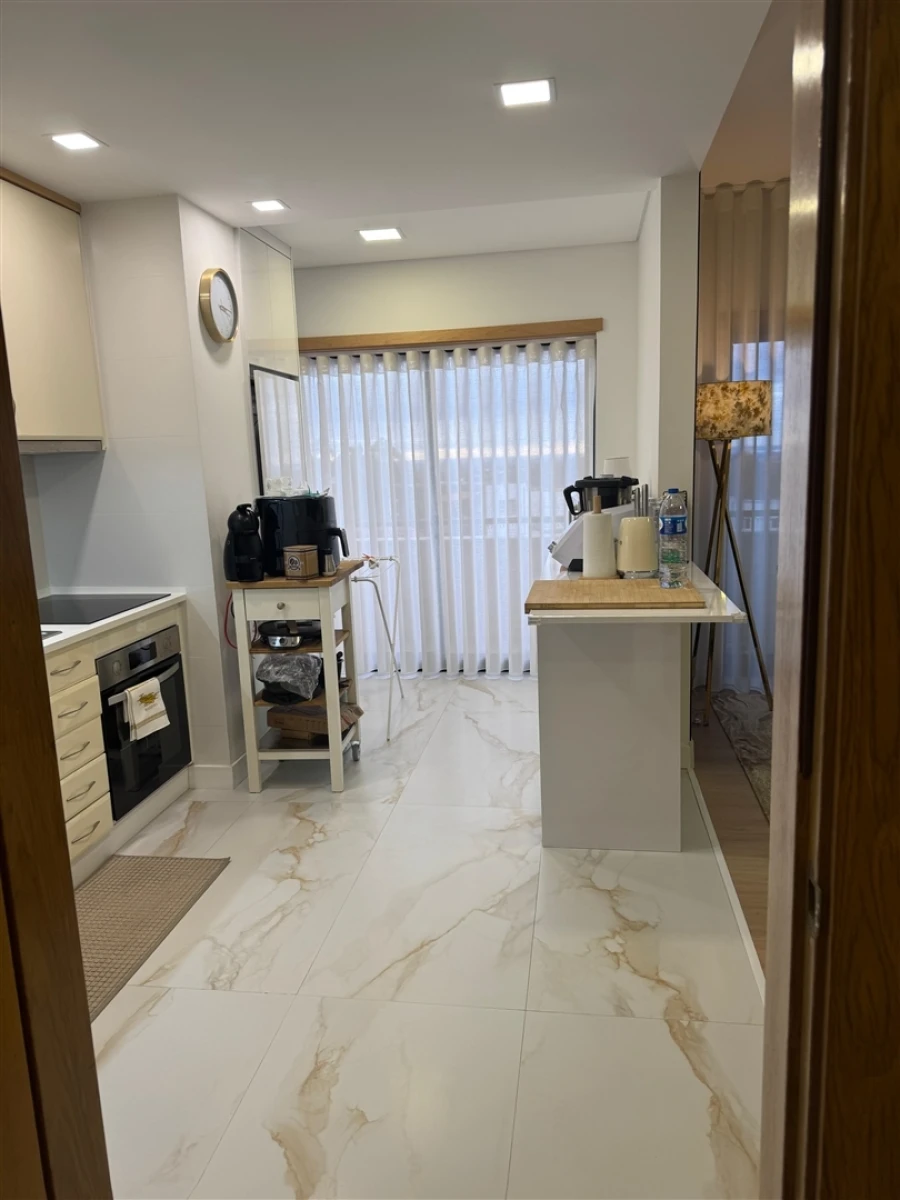 Apartamento T2 para Venda em São João de Ver Foto 5