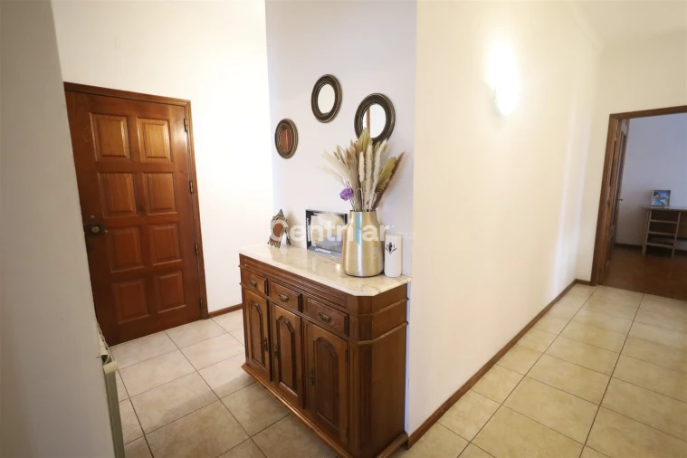 Prédio para Venda em Campo Foto 29