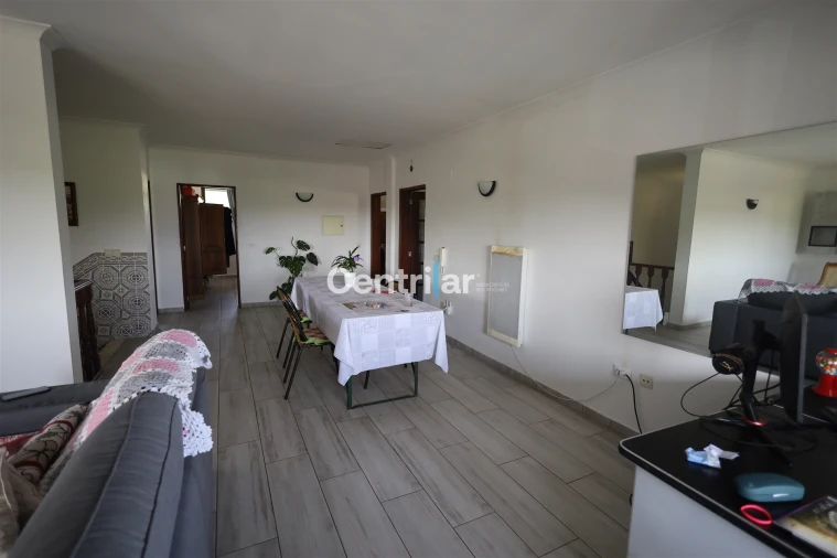 Prédio para Venda em Campo Foto 18