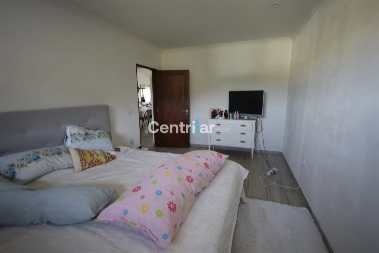 Prédio para Venda em Campo Foto 17