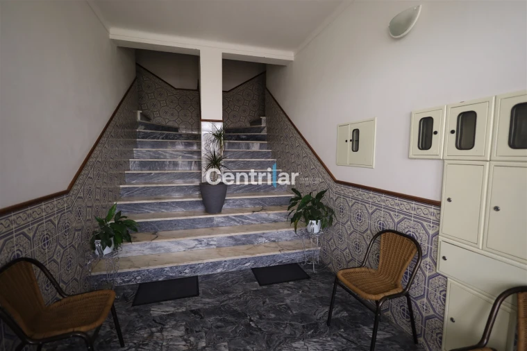 Prédio para Venda em Campo Foto 24