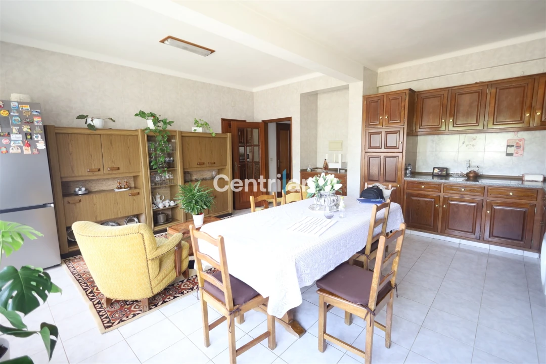 Prédio para Venda em Campo Foto 2